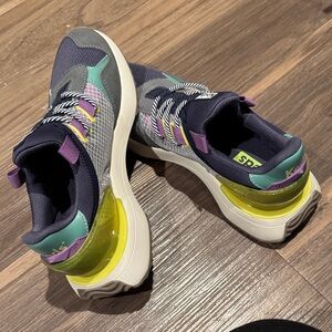 Keds Tiasa Trail Retro Sneakers 
Brand New Without Tags